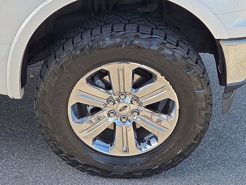 Used 2019 Ford F150 Lariat AWD/4WD image 7