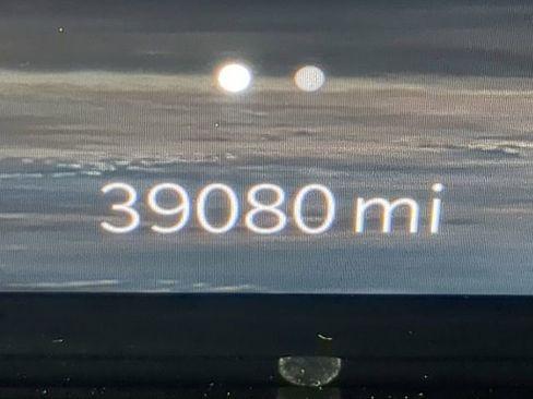 Certified 2022 Jeep Grand Wagoneer Series III w/ Rear Seat Video Group 1 image 37