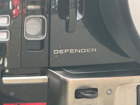 Used 2021 Land Rover Defender 110 X image 12