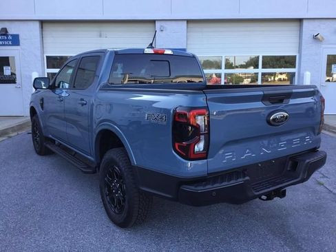 Used 2025 Ford Ranger Lariat w/ FX4 Off-Road Package AWD/4WD image 5