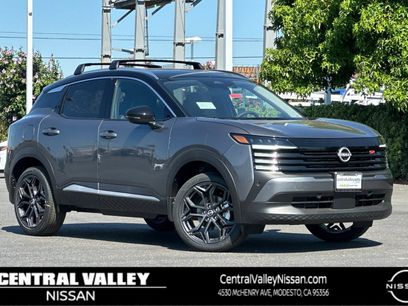 New 2025 Nissan Kicks SR