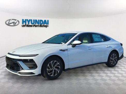 New 2026 Hyundai Sonata Blue FWD image 1