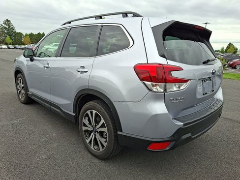 Certified 2023 Subaru Forester Limited AWD/4WD image 6