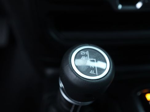 Used 2023 Jeep Gladiator Overland w/ Popular Equipment Package image 26