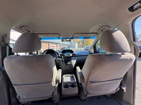 Used 2011 Honda Odyssey EX image 35