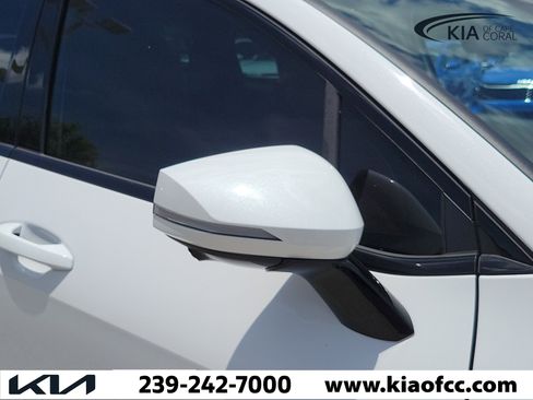New 2026 Kia Sportage SX FWD image 8