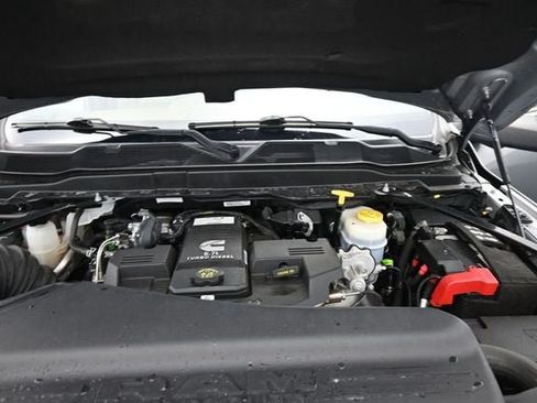 Used 2023 RAM 3500 Limited AWD/4WD image 24
