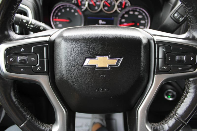 Used 2022 Chevrolet Silverado 2500 LT w/ Convenience Package AWD/4WD image 15
