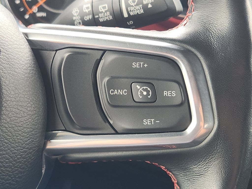 Used 2023 Jeep Wrangler Unlimited Rubicon w/ Cold Weather Group AWD/4WD image 24