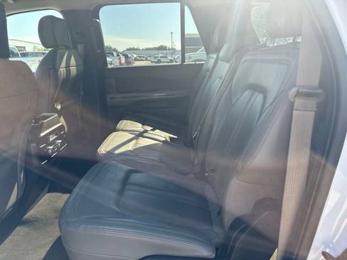 Used 2020 Ford Expedition Max Limited RWD image 10
