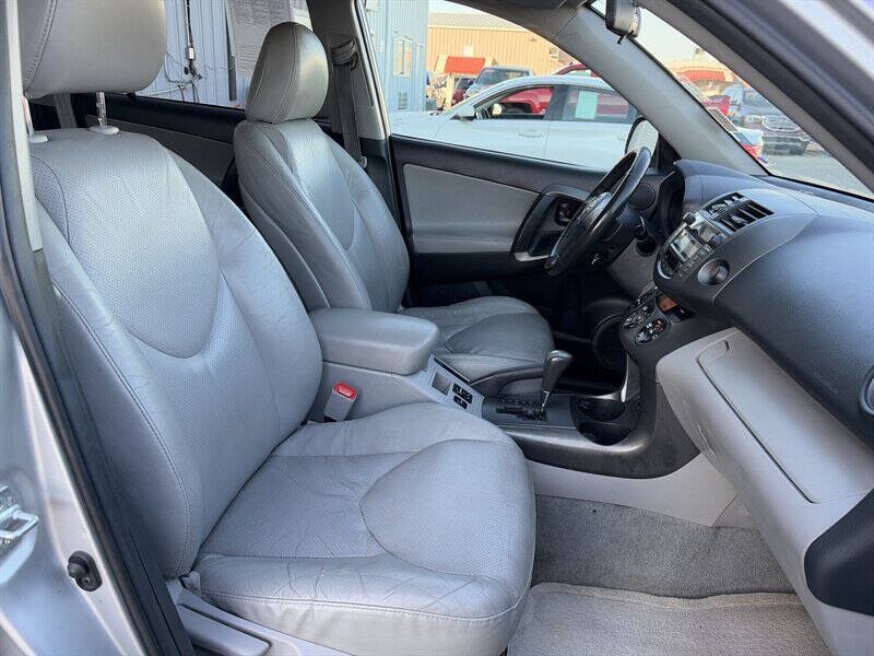 Used 2011 Toyota RAV4 Limited w/ Limited Extra Value Pkg AWD/4WD image 23