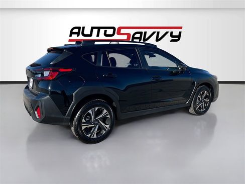 Used 2024 Subaru Crosstrek 2.0i Premium image 7