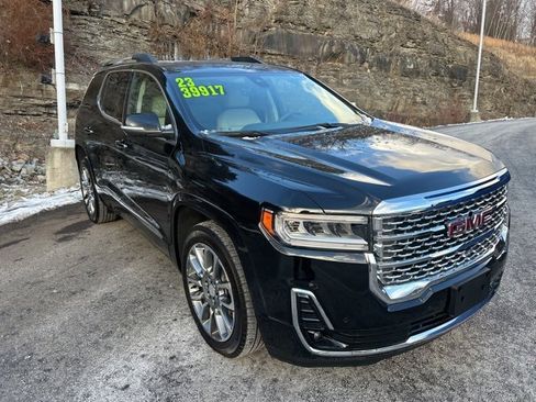 Used 2023 GMC Acadia Denali w/ Denali Ultimate Package image 3