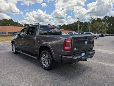 Used 2019 RAM 1500 Laramie w/ Sport Appearance Package AWD/4WD image 6