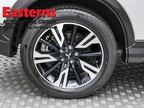 Used 2024 Mitsubishi Eclipse Cross SE image 29