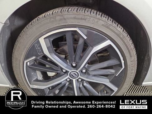 Used 2024 Nissan Altima 2.5 SR FWD image 10