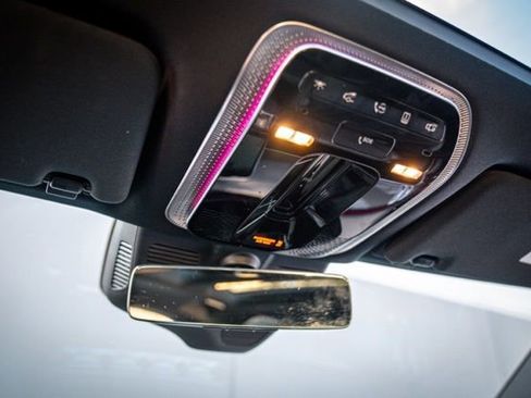 Used 2023 Mercedes-Benz S 500 4MATIC w/ AMG Line image 35