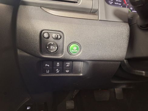 Used 2025 Honda Ridgeline TrailSport image 19