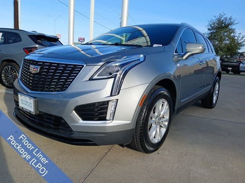 Used 2023 Cadillac XT5 Luxury w/ LPO, Floor Liner Package image 3