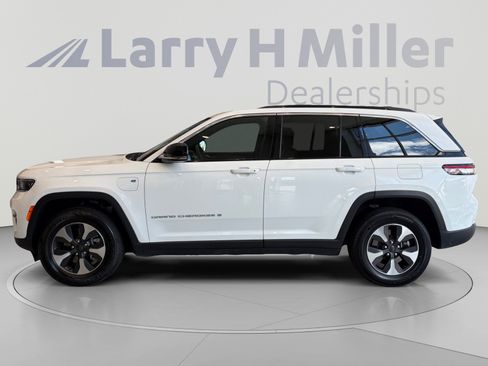 Used 2024 Jeep Grand Cherokee Limited 4xe AWD/4WD image 2