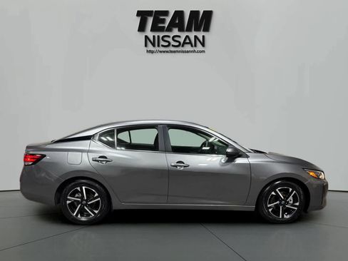 Used 2024 Nissan Sentra SV image 7