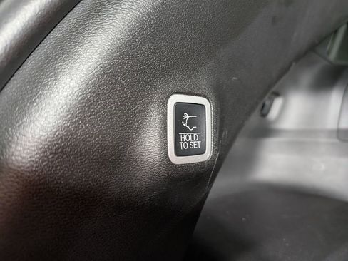 Used 2024 Jeep Wagoneer Launch Edition image 11