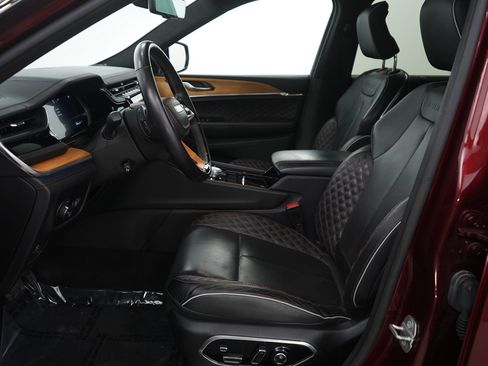 Used 2022 Jeep Grand Cherokee Summit image 15