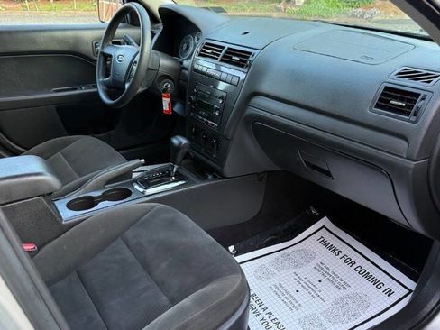 Used 2007 Ford Fusion SE FWD image 15