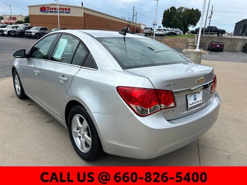 Used 2014 Chevrolet Cruze LT FWD image 12