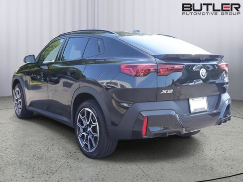 Used 2025 BMW X2 xDrive28i w/ Premium Package AWD/4WD image 5