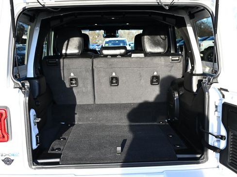 Used 2024 Jeep Wrangler High Altitude AWD/4WD image 45