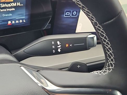 New 2026 Chevrolet Traverse LT image 20