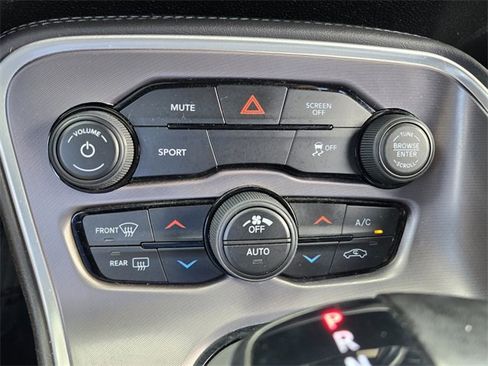 Used 2019 Dodge Challenger SXT w/ Blacktop Package image 19