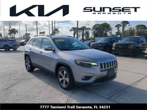 Used 2020 Jeep Cherokee Limited image 1