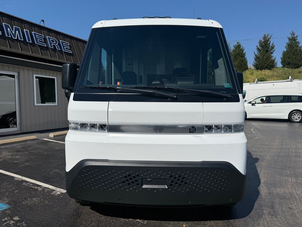 Used 2024 Chevrolet Brightdrop 600 w/ Commercial Equipment Package AWD/4WD image 11