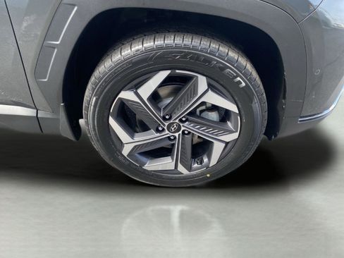 Used 2023 Hyundai Tucson Limited image 11