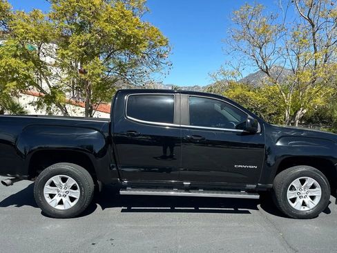 Used 2018 GMC Canyon SLE w/ SLE Convenience Package image 6