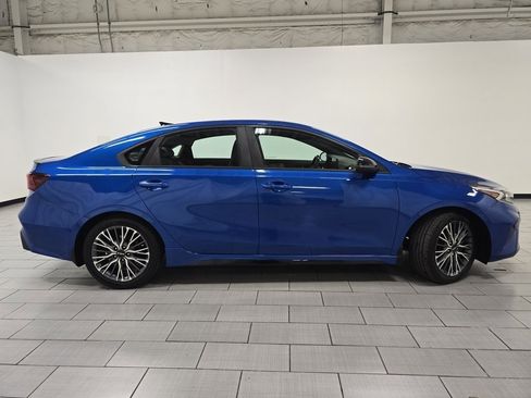 Used 2022 Kia Forte GT-Line w/ GT-Line Premium Package image 16