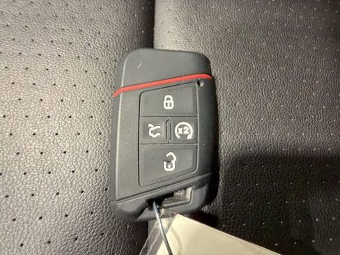 Used 2019 Volkswagen Atlas SEL image 28