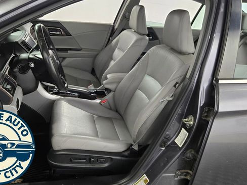 Used 2017 Honda Accord EX-L image 29