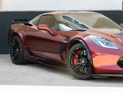 Used 2016 Chevrolet Corvette Z06 w/ 3LZ Preferred Equipment Group RWD image 6