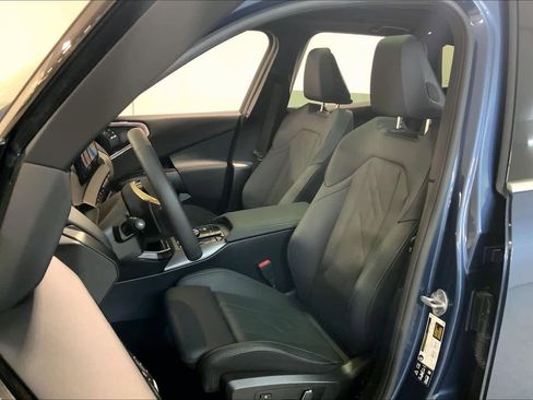 Used 2025 BMW X3 xDrive30i image 7