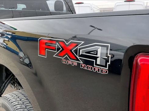 Used 2018 Ford F250 XL w/ STX Appearance Package image 29