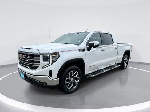 Used 2023 GMC Sierra 1500 SLT w/ SLT Premium Package AWD/4WD image 1