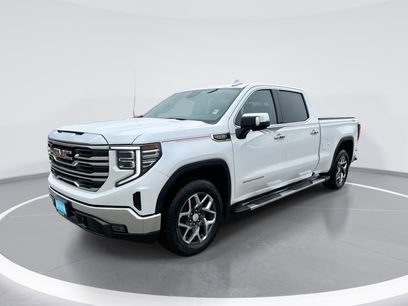 Used 2023 GMC Sierra 1500 SLT w/ SLT Premium Package