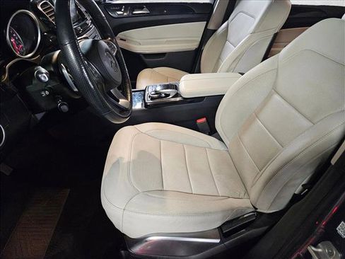 Used 2017 Mercedes-Benz GLS 550 4MATIC image 17