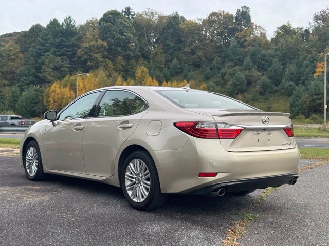 Used 2013 Lexus ES 350 w/ Luxury Pkg FWD image 5