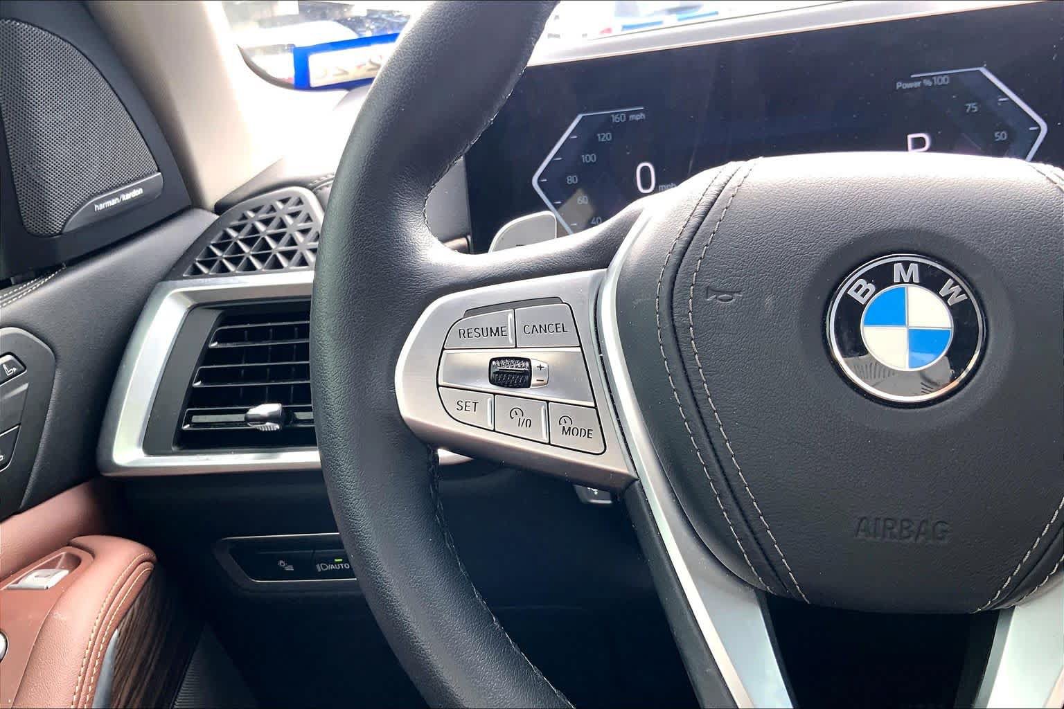 Used 2024 BMW X7 xDrive40i AWD/4WD image 24