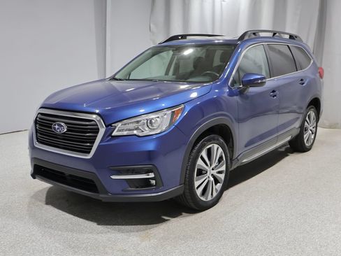 Used 2022 Subaru Ascent Limited w/ Technology Package AWD/4WD image 6