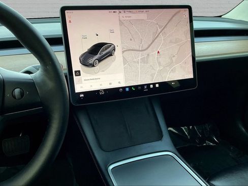Used 2022 Tesla Model 3 Standard Range RWD image 7